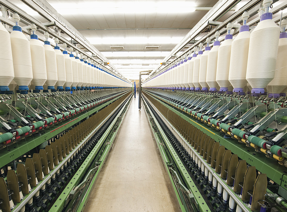 نسيج وألياف خفيفة